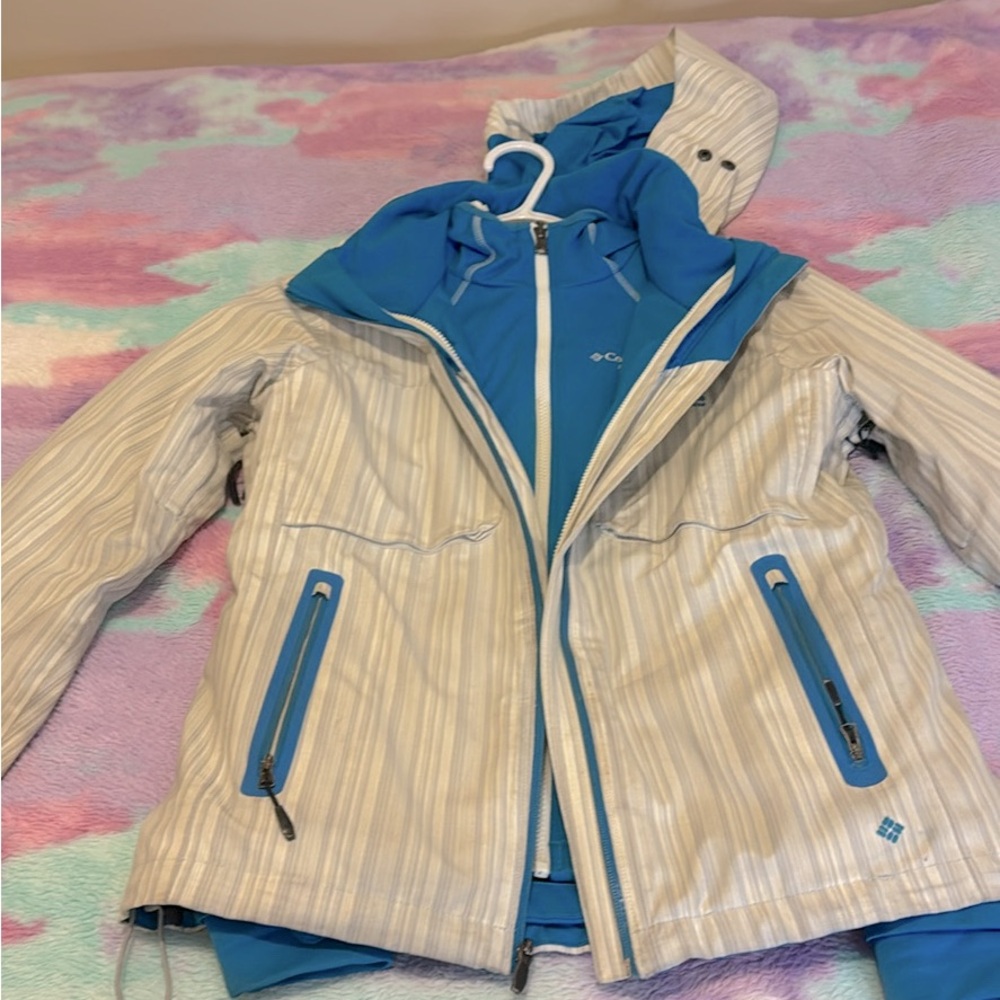 Columbia ski jacket